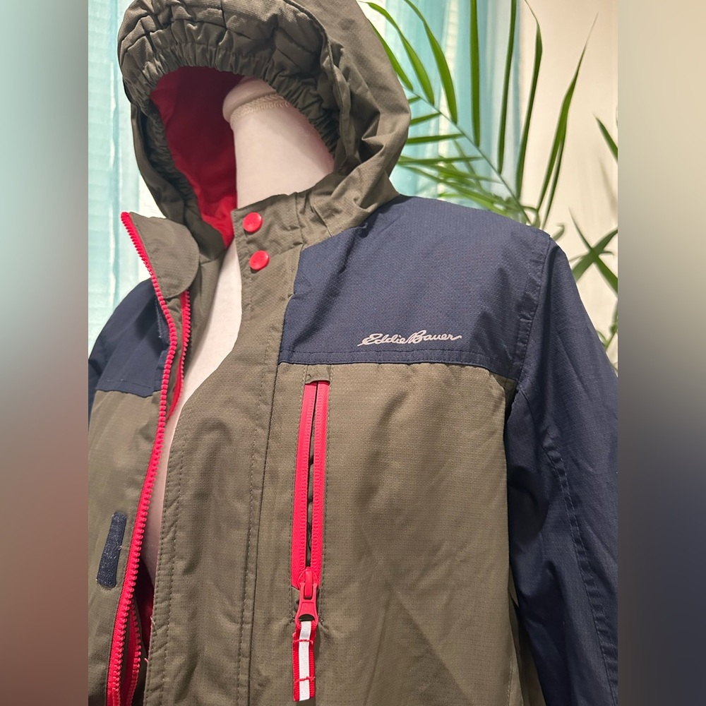 Eddie Bauer Kids Jacket (10/12) - Picture 2 of 7